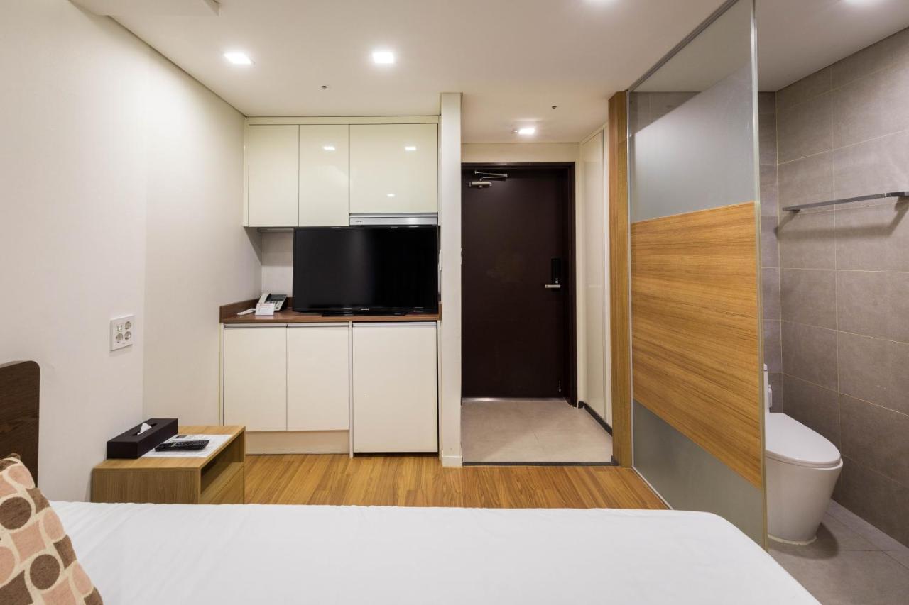 Vistacay Hotel Worldcup Seogwipo Bagian luar foto