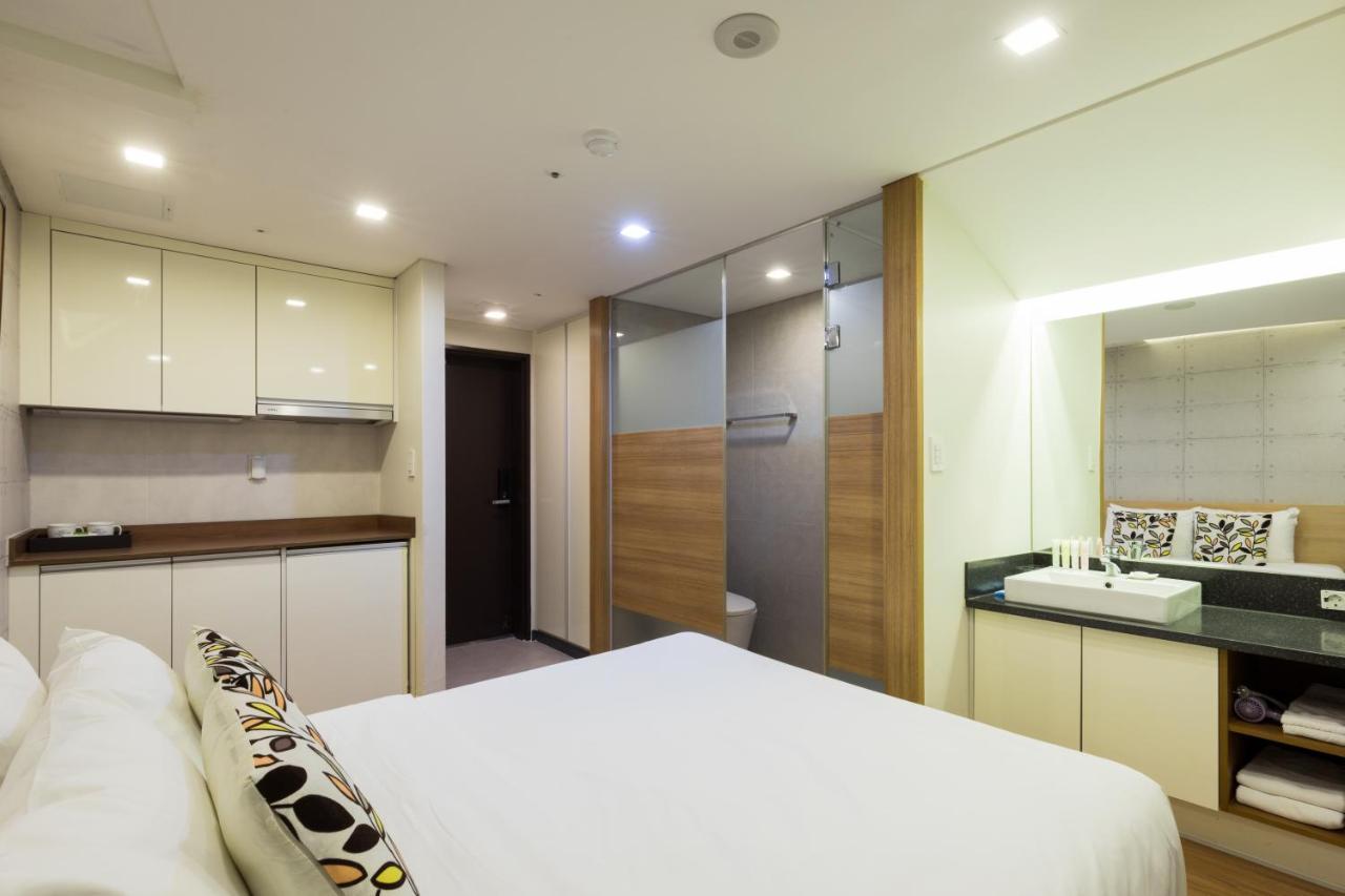 Vistacay Hotel Worldcup Seogwipo Bagian luar foto