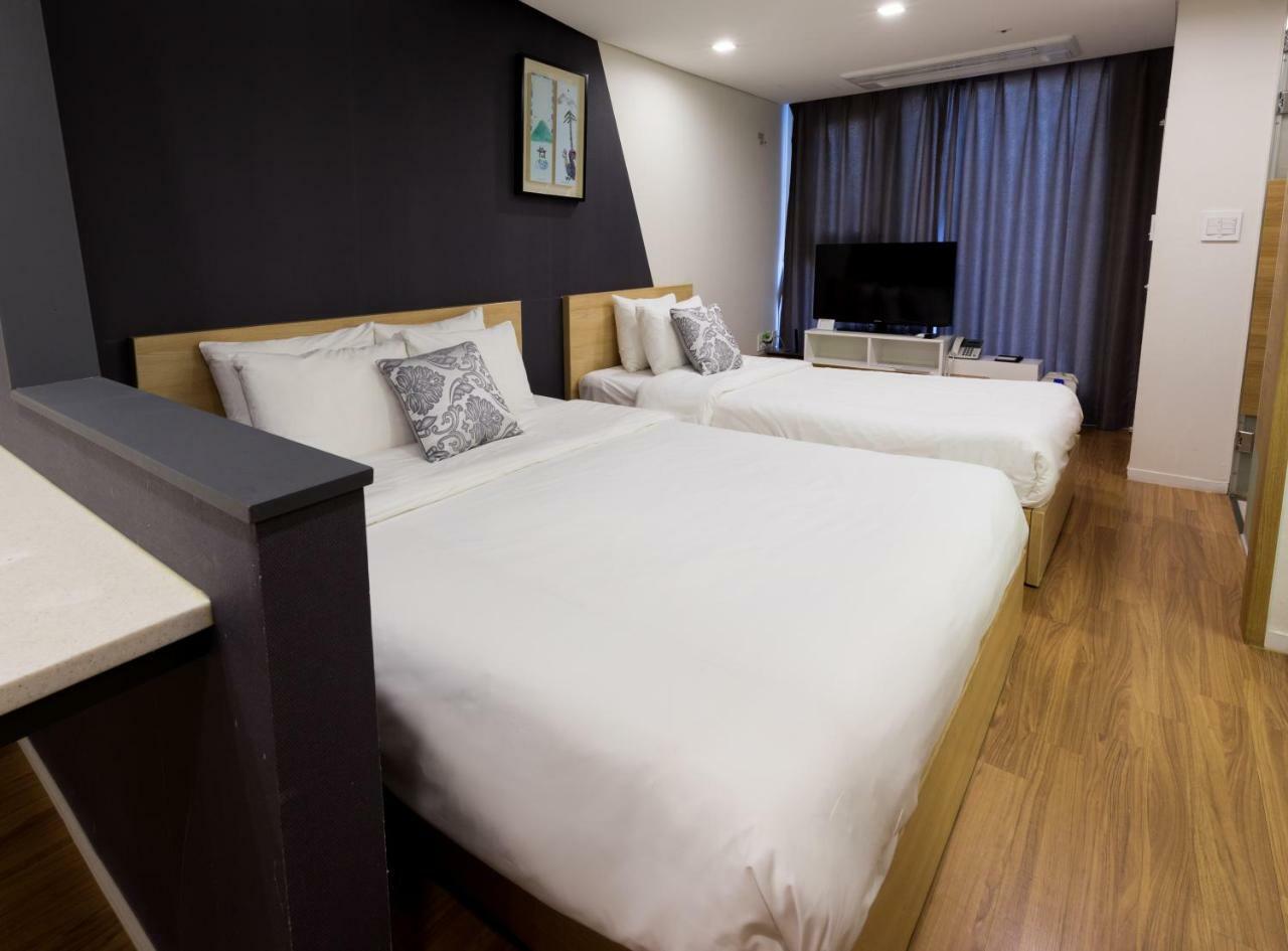 Vistacay Hotel Worldcup Seogwipo Bagian luar foto